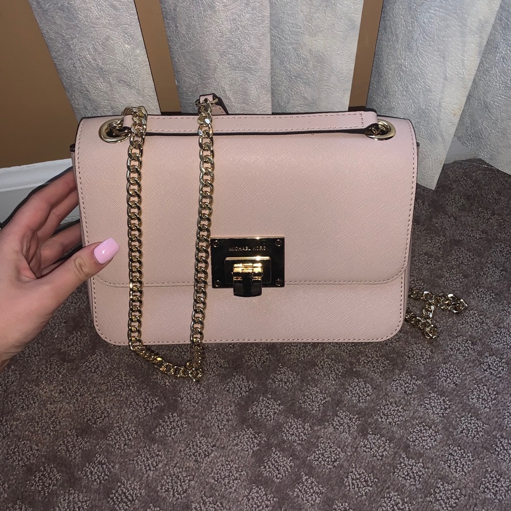 Michael kors crossbody
